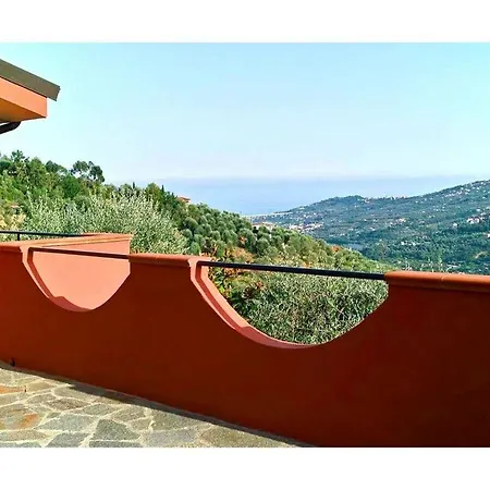 Casa Luce, Colle Lupi Ferienhaus Dolcedo
