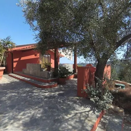 Casa Luce, Colle Lupi Feriehus Dolcedo