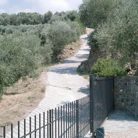 Casa Luce, Colle Lupi Feriehus Dolcedo